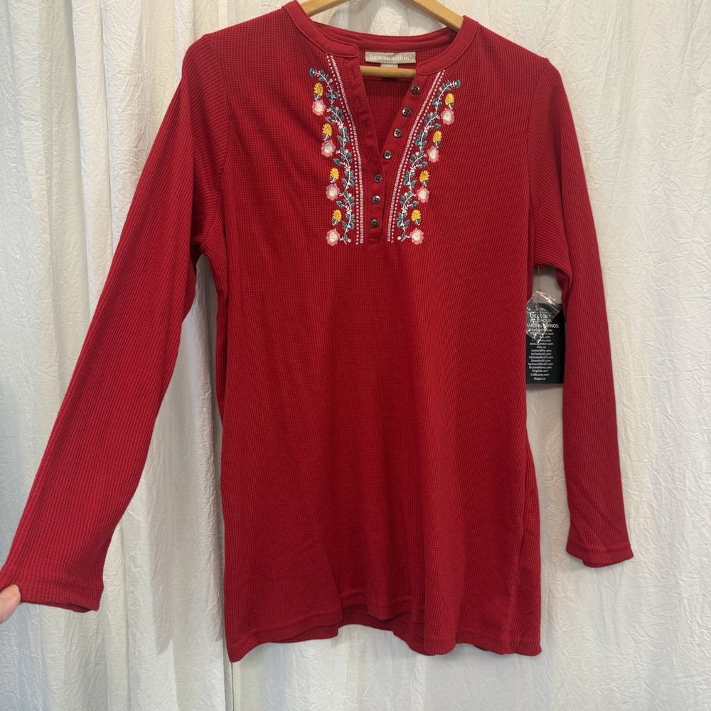 Woman Within Medium 14/16 Red‎ Embroidered Thermal Knit Henley Top Shirt NWT